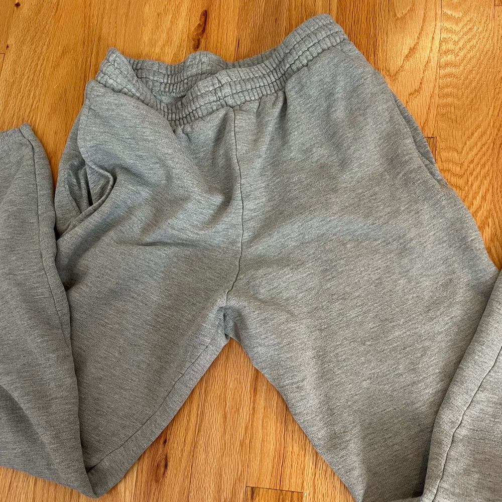sweatpants